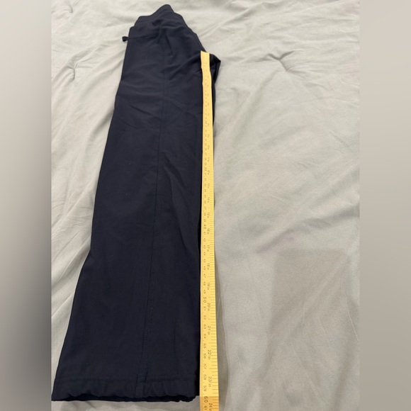 Classic Black YM girls pants straight leg - Picture 4 of 5